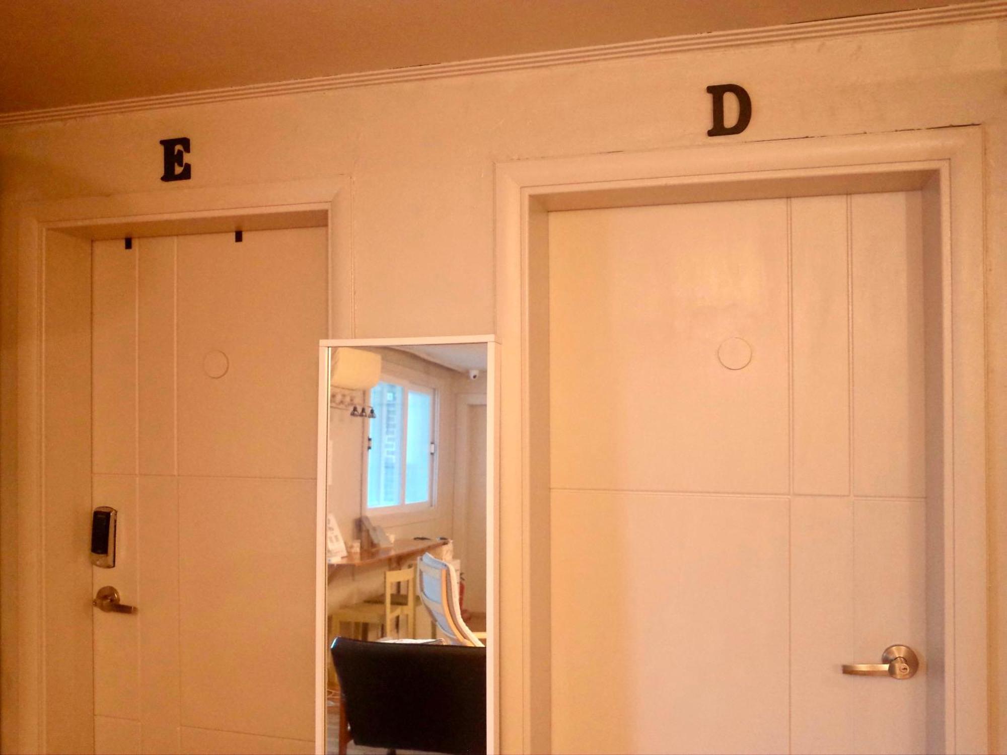 The One Hostel Hongdae In Seoul - Foreigner Only Bagian luar foto