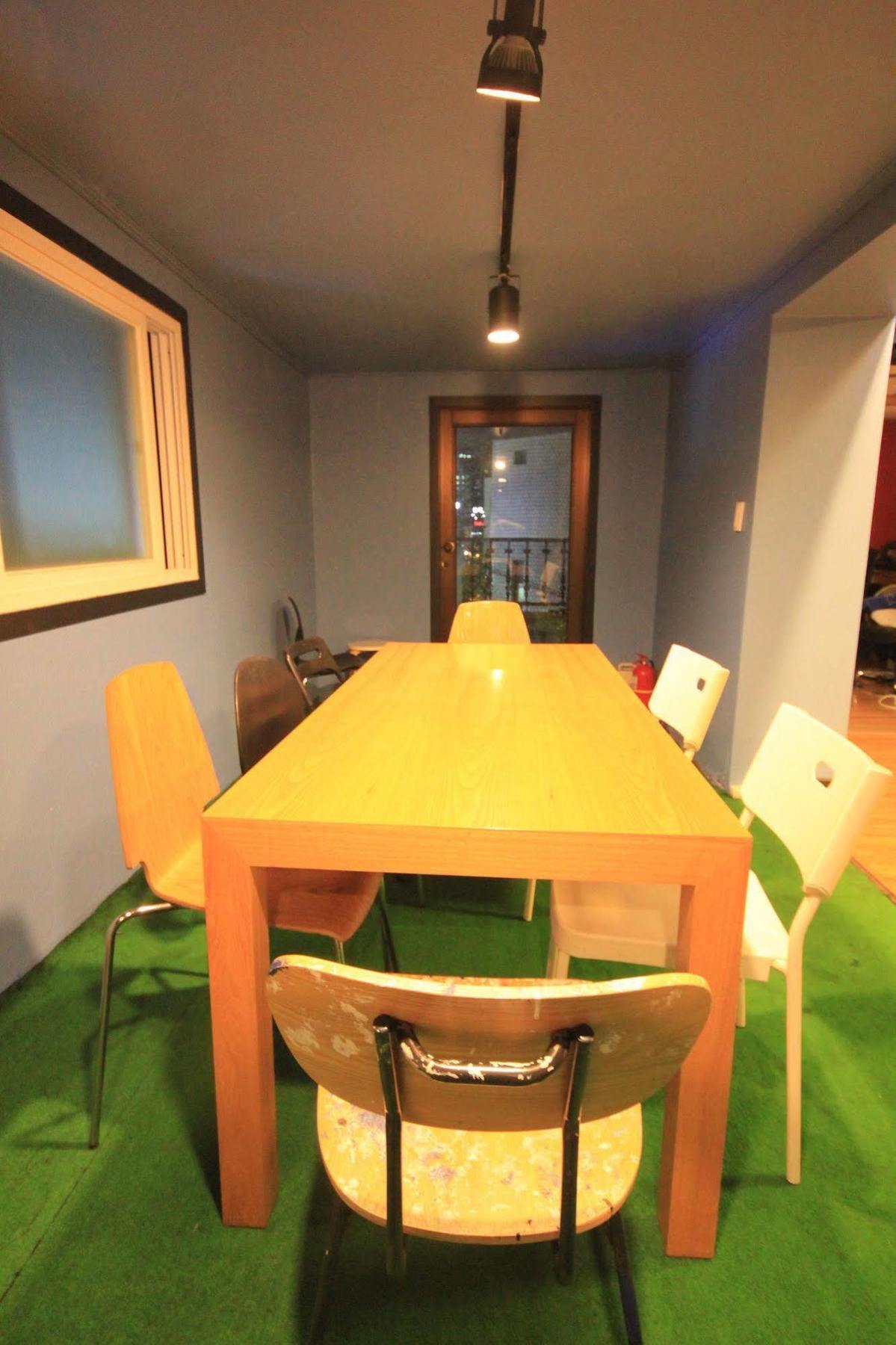 The One Hostel Hongdae In Seoul - Foreigner Only Bagian luar foto